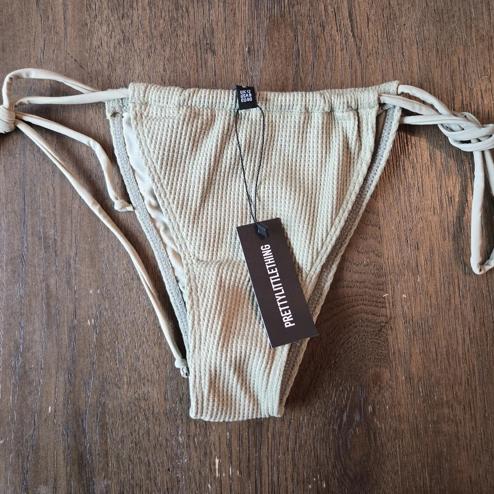 PrettyLittleThing Khaki Ribbed Bikini - Picture 3 of 4